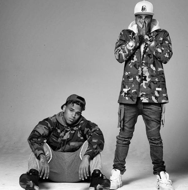 Chris Brown e Tyga liberam fotos promocionais do álbum Fan Of A Fan