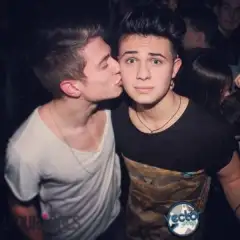 Benji & Fede