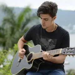 Caio Guerra