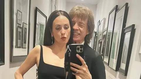 Aos 81 anos, Mick Jagger está noivo da dançarina Melanie Hamrick, de 37