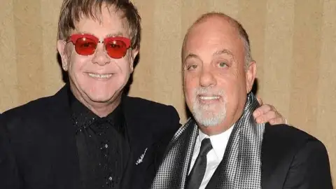 Billy Joel revela "mágoa" de Elton John após pianista sugerir que ele fosse para reabilitação