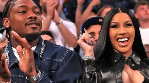 Cardi B está grávida de seu quarto filho, o primeiro com o namorado Stefon Diggs