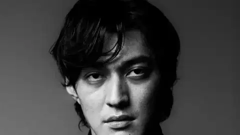 Entenda o significado de "PIXELATED KISSES", nova música de Joji