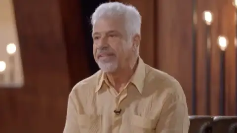 Lulu Santos revela luta contra doença autoimune: "Mal conseguia ficar de pé"