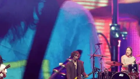 The All American Rejects pausa show após fã desmaiar na plateia