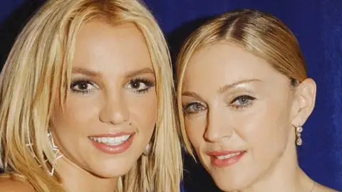 Britney Spears homenageia Madonna no Instagram e dispara recado duro no final do post. Veja!