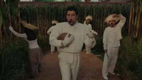 Show de Bad Bunny no Super Bowl quebra recorde e se torna o mais visto da história globalmente
