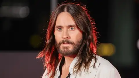 Jared Leto nega acusações de crime sexual: "Absoluta e categoricamente falsas"