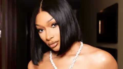 Megan Thee Stallion detona a fama criada pelas redes sociais: "Facilitou muito ser famoso"