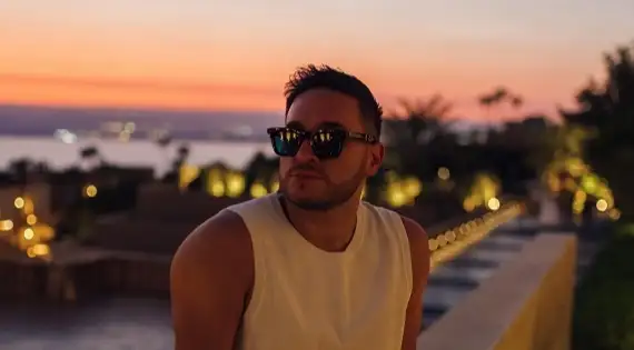 Jonas Blue