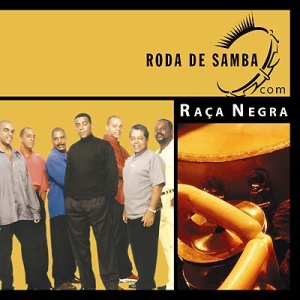 Vocalista do Raça Negra diz que letras românticas deram upgrade no samba
